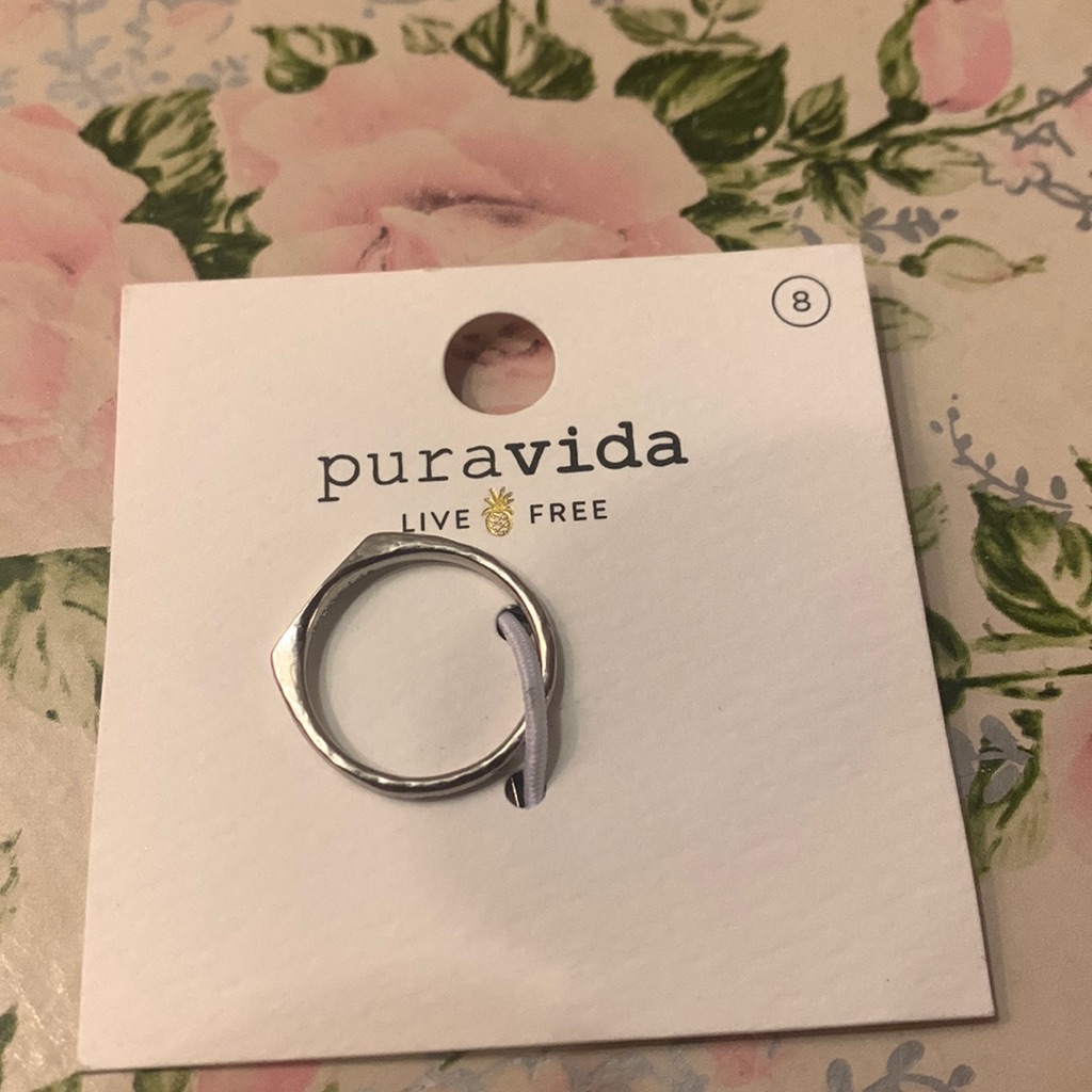Pure Vida Waves Ring 10$